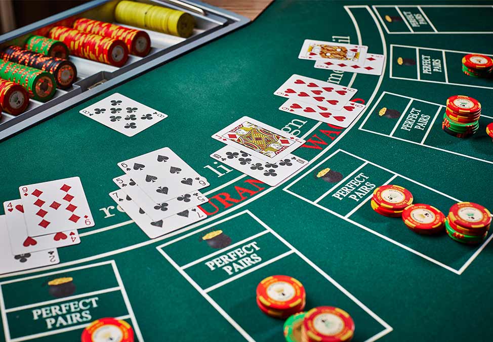 Effective Tips for Playing Online Joker123 Slot Machine